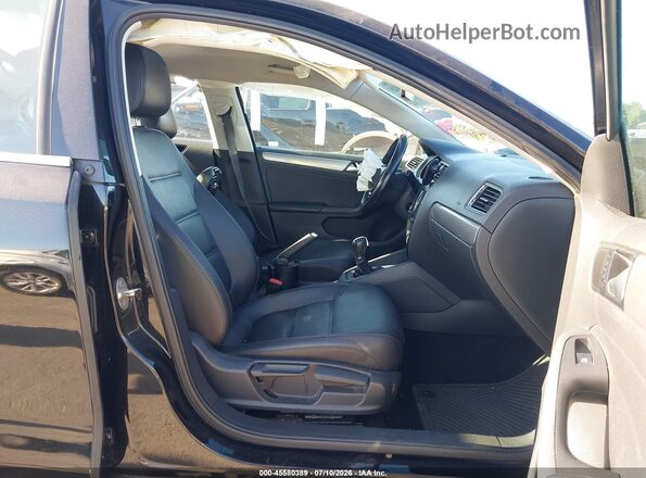 3VWDB7AJ3HM282930 2017 VOLKSWAGEN JETTA Black Vista interior delantera