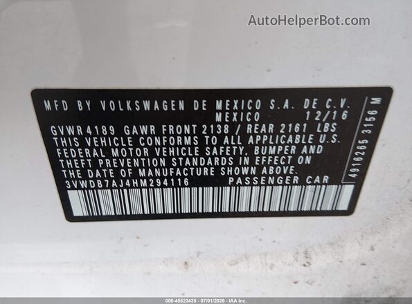 3VWDB7AJ4HM294116 2017 VOLKSWAGEN JETTA White Vista del compartimento del motor