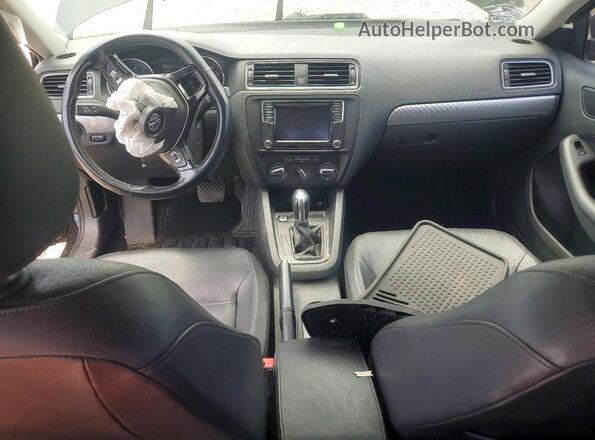 3VWDB7AJ4HM322626 2017 VOLKSWAGEN JETTA Black Widok deski rozdzielczej