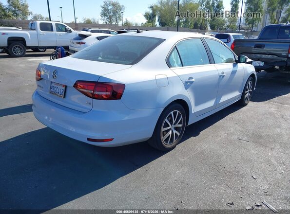 3VWDB7AJ4JM219325 2018 VOLKSWAGEN JETTA Silver Задня права чверть