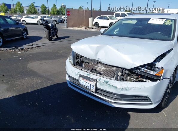 3VWDB7AJ4JM219325 2018 VOLKSWAGEN JETTA Silver Вид спереду