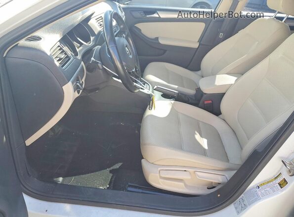 3VWDB7AJ5HM252022 2017 VOLKSWAGEN JETTA White Vista interior delantera