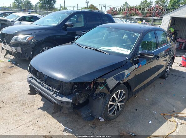3VWDB7AJ5HM265840 2017 VOLKSWAGEN JETTA Black Przód lewy