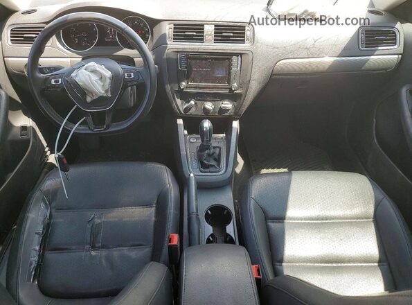 3VWDB7AJ5HM281293 2017 VOLKSWAGEN JETTA White Vista del salpicadero
