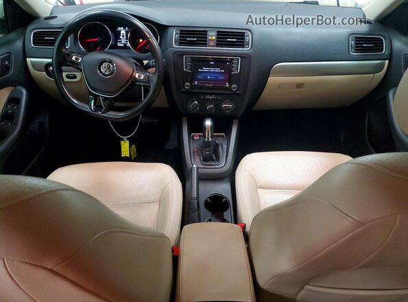 3VWDB7AJ5HM327124 2017 VOLKSWAGEN JETTA Белый Вид панели приборов