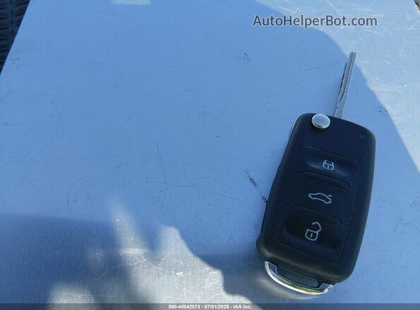 3VWDB7AJ5HM367316 2017 VOLKSWAGEN JETTA Gray Dashboard view