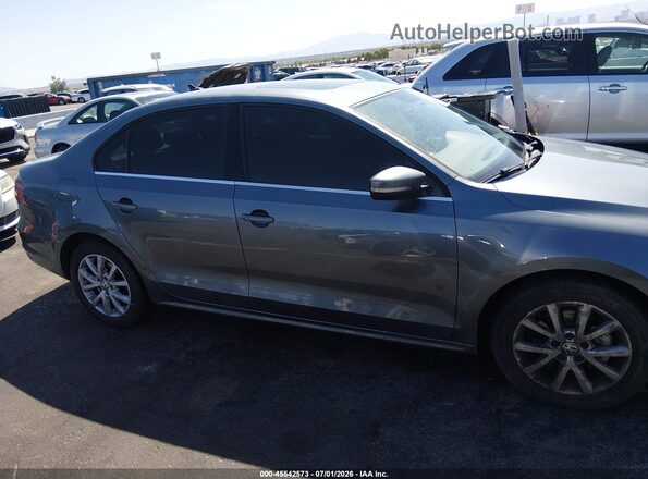 3VWDB7AJ5HM367316 2017 VOLKSWAGEN JETTA Gray Rear interior view