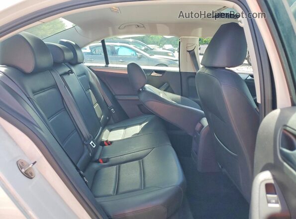 3VWDB7AJ5HM392085 2017 VOLKSWAGEN JETTA White Vista de los asientos traseros