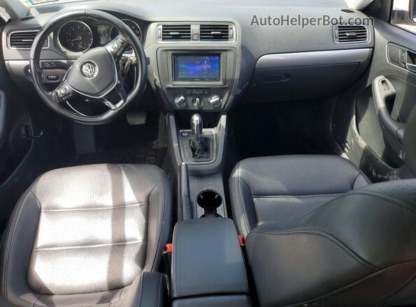 3VWDB7AJ5HM392085 2017 VOLKSWAGEN JETTA White Vista del salpicadero