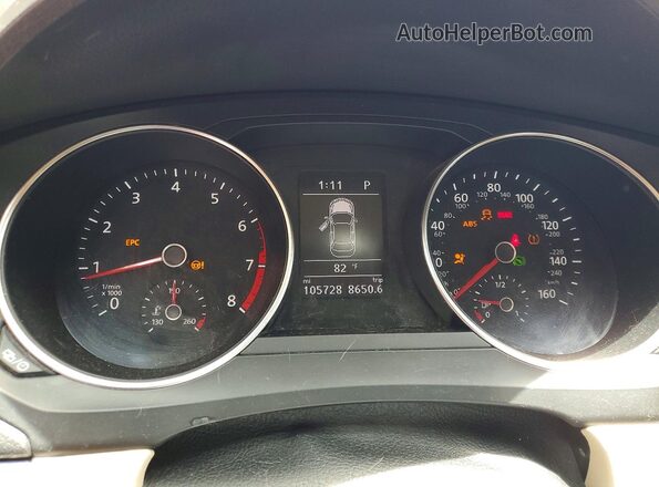 3VWDB7AJ5HM409578 2017 VOLKSWAGEN JETTA Burgundy Սարքավորումների վահանակի տեսք