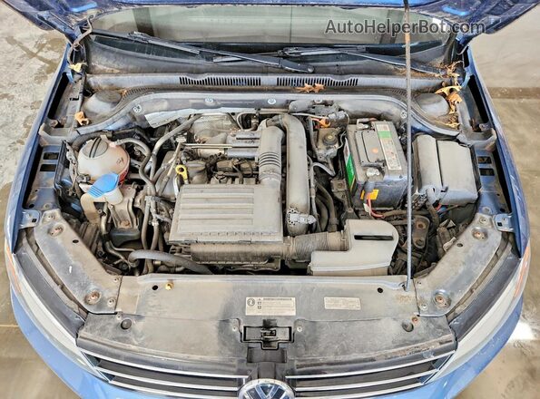 3VWDB7AJ6HM233902 2017 VOLKSWAGEN JETTA Blue Սալոնի հետևի տեսք