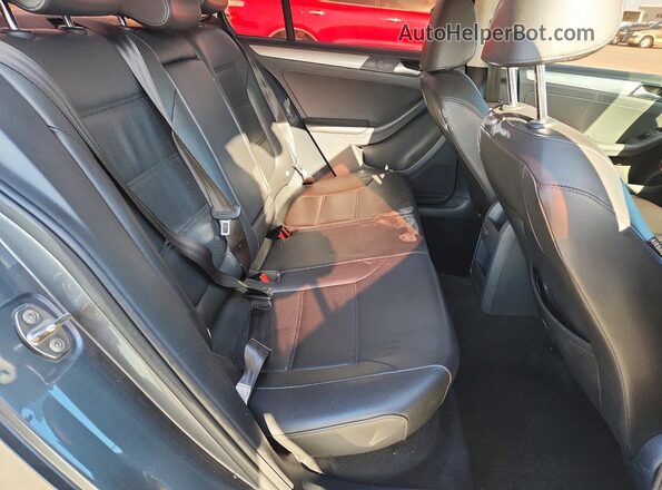 3VWDB7AJ7HM371903 2017 VOLKSWAGEN JETTA Серый Вид задних сидений