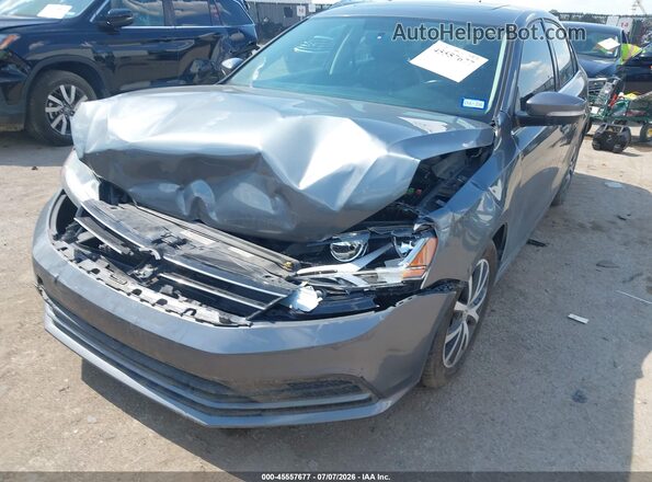 3VWDB7AJ8HM366175 2017 VOLKSWAGEN JETTA Серый Вид спереди