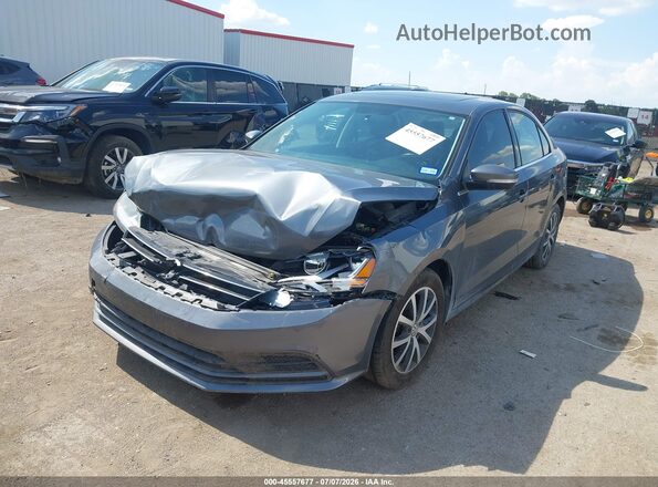 3VWDB7AJ8HM366175 2017 VOLKSWAGEN JETTA Серый Передняя левая четверть
