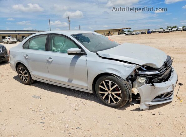 3VWDB7AJ8HM379766 2017 VOLKSWAGEN JETTA Gray Przód prawy