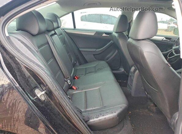 3VWDB7AJ8HM384692 2017 VOLKSWAGEN JETTA Black Vista de los asientos traseros
