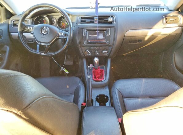 3VWDB7AJ9HM392736 2017 VOLKSWAGEN JETTA Gray Widok deski rozdzielczej
