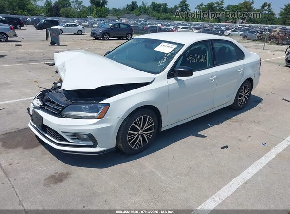 3VWDB7AJ9JM210815 2018 VOLKSWAGEN JETTA White Vista tres cuartos delantera izquierda