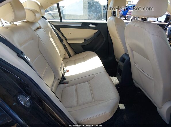 3VWDB7AJXHM247799 2017 VOLKSWAGEN JETTA Black Widok naklejki z numerem VIN