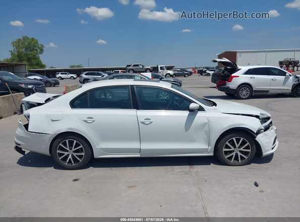 3VWDB7AJXHM308309 2017 VOLKSWAGEN JETTA White უკანა სალონის ხედი