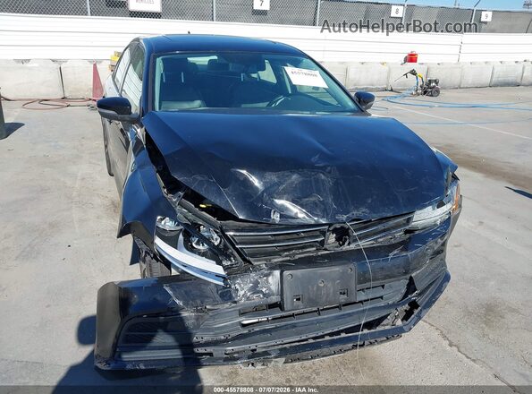 3VWDB7AJXHM373726 2017 VOLKSWAGEN JETTA Black Widok z przodu