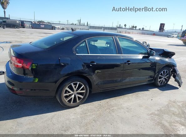 3VWDB7AJXHM373726 2017 VOLKSWAGEN JETTA Black Widok wnętrza z tyłu
