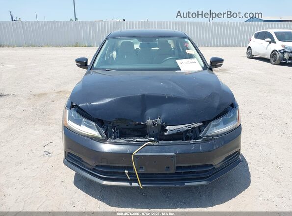 3VWDB7AJXHM411519 2017 VOLKSWAGEN JETTA Black Rear interior view