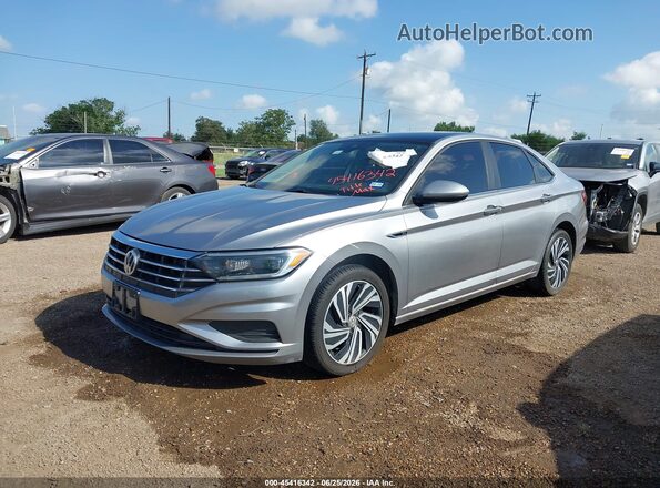 3VWE57BU0LM082908 2020 VOLKSWAGEN JETTA Silver წინა მარცხენა ხედი სამი მეოთხედიდან