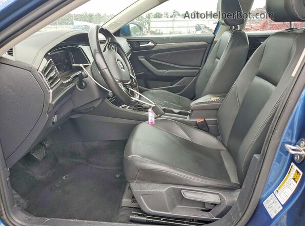 3VWE57BU4KM084482 2019 VOLKSWAGEN JETTA Blue წინა სალონის ხედი