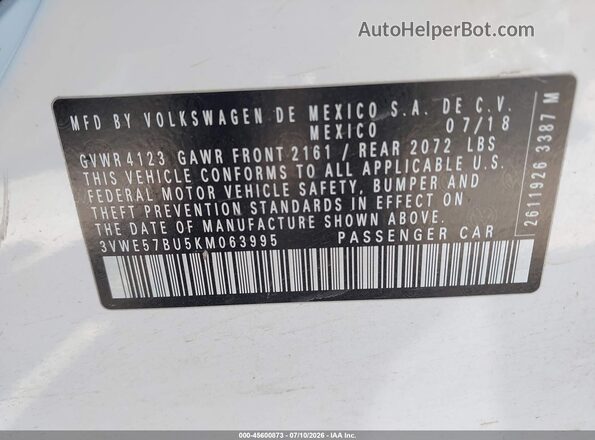 3VWE57BU5KM063995 2019 VOLKSWAGEN JETTA White Engine compartment view