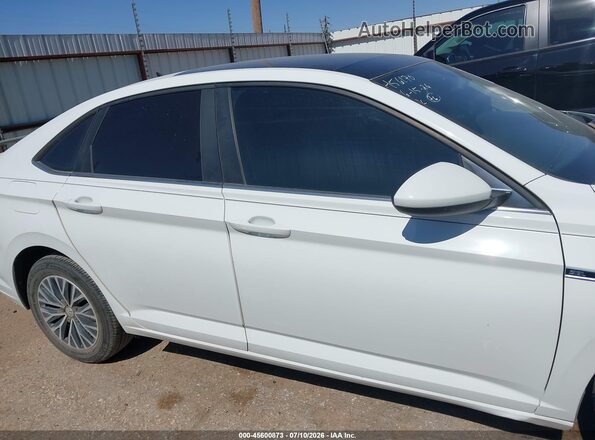 3VWE57BU5KM063995 2019 VOLKSWAGEN JETTA White Rear interior view