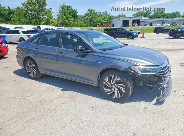 3VWE57BU5MM083571 2021 VOLKSWAGEN JETTA Серый Передняя правая четверть