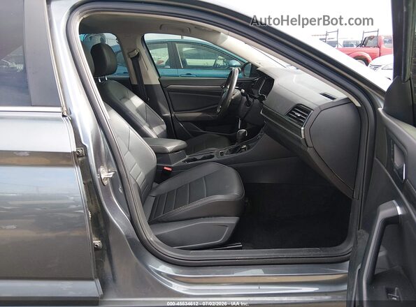 3VWE57BU6MM021855 2021 VOLKSWAGEN JETTA Gray Widok wnętrza z przodu
