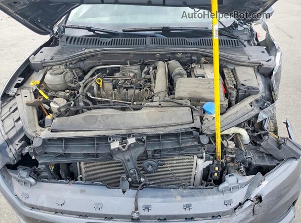3VWE57BUXKM066360 2019 VOLKSWAGEN JETTA Gray Rear interior view