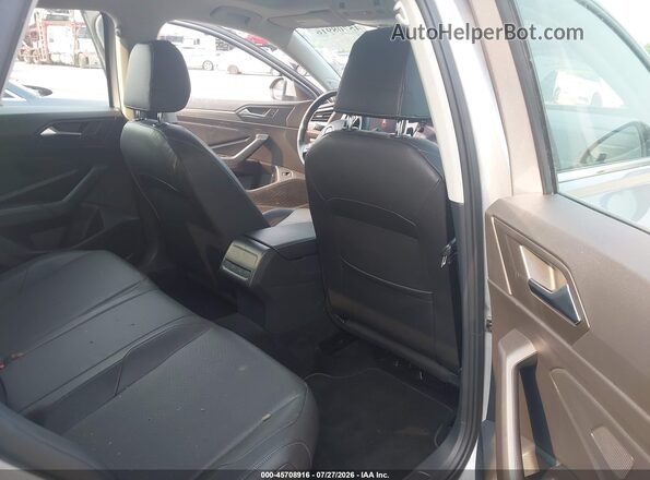 3VWEB7BU9LM022957 2020 VOLKSWAGEN JETTA Silver VIN sticker view
