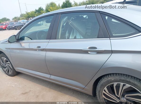 3VWEB7BU9LM022957 2020 VOLKSWAGEN JETTA Silver 