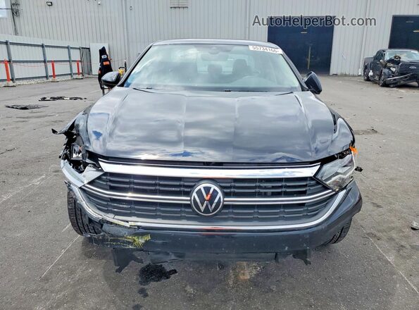 3VWEM7BU5PM057088 2023 VOLKSWAGEN JETTA Black Widok z przodu