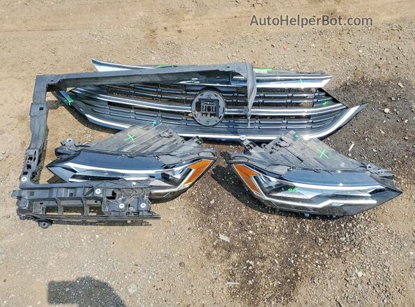 3VWEM7BU5RM033408 2024 VOLKSWAGEN JETTA Black Widok komory silnika