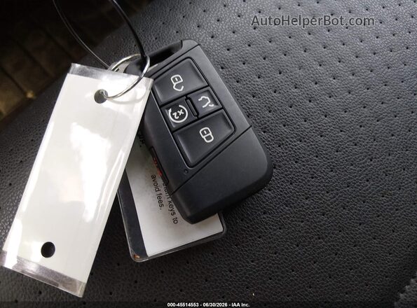 3VWEM7BU5RM085671 2024 VOLKSWAGEN JETTA Gray Vista del salpicadero