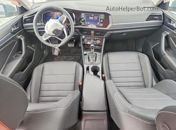 3VWEM7BU6RM082259 2024 VOLKSWAGEN JETTA Silver Dashboard view