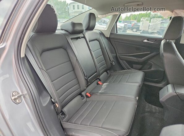 3VWEM7BU6RM082259 2024 VOLKSWAGEN JETTA Silver Rear seats view