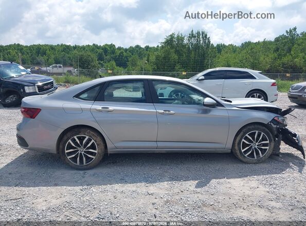 3VWEX7BU1SM023441 2025 VOLKSWAGEN JETTA Silver Widok wnętrza z tyłu
