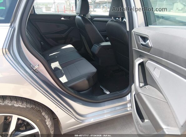 3VWEX7BU7SM025369 2025 VOLKSWAGEN JETTA Silver Vista de la etiqueta del VIN