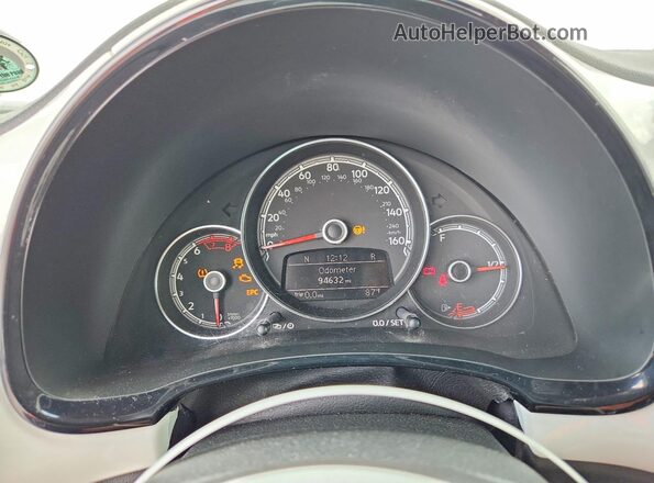 3VWF17AT0HM624752 2017 VOLKSWAGEN BEETLE White Instrument cluster view