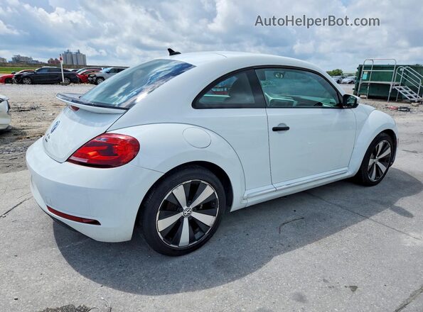 3VWF17AT0HM624752 2017 VOLKSWAGEN BEETLE White Rear right
