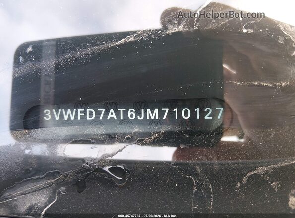 3VWFD7AT6JM710127 2018 VOLKSWAGEN BEETLE White Vista del compartimento del motor