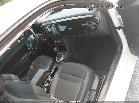 3VWFD7AT9JM714866 2018 VOLKSWAGEN BEETLE White წინა სალონის ხედი