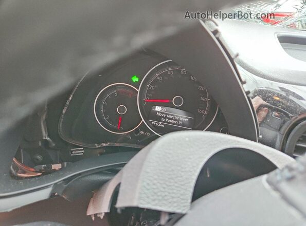3VWFD7ATXJM714147 2018 VOLKSWAGEN BEETLE Black Вид щитка приладів