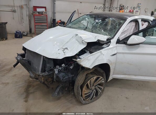 3VWG57BU9LM083208 2020 VOLKSWAGEN JETTA White Widok z przodu