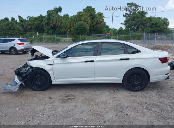 3VWG57BUXMM004162 2021 VOLKSWAGEN JETTA White Widok wnętrza z tyłu